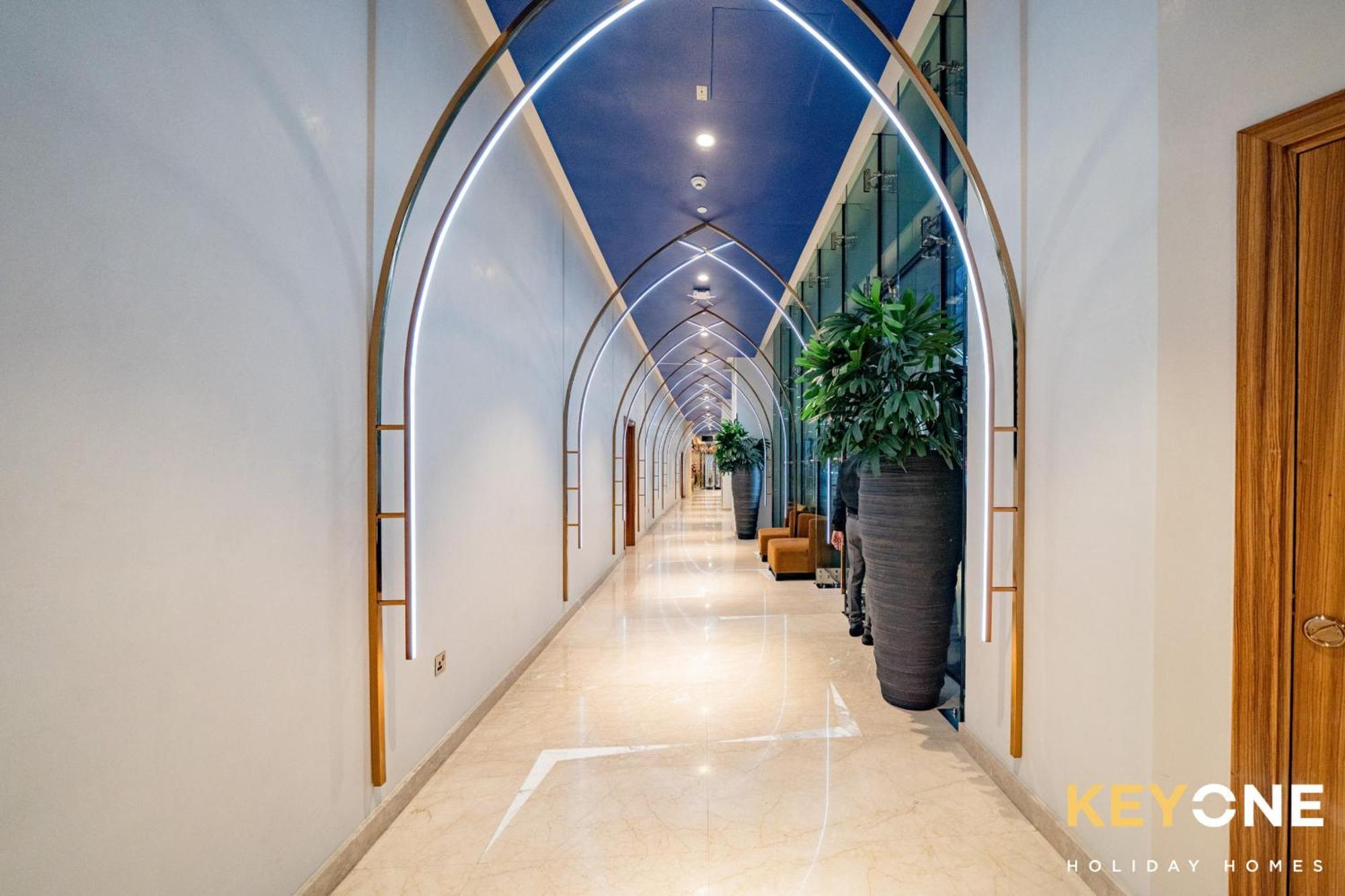 Sleek Studio In Prive With Stunning Canal View Dubai Ngoại thất bức ảnh