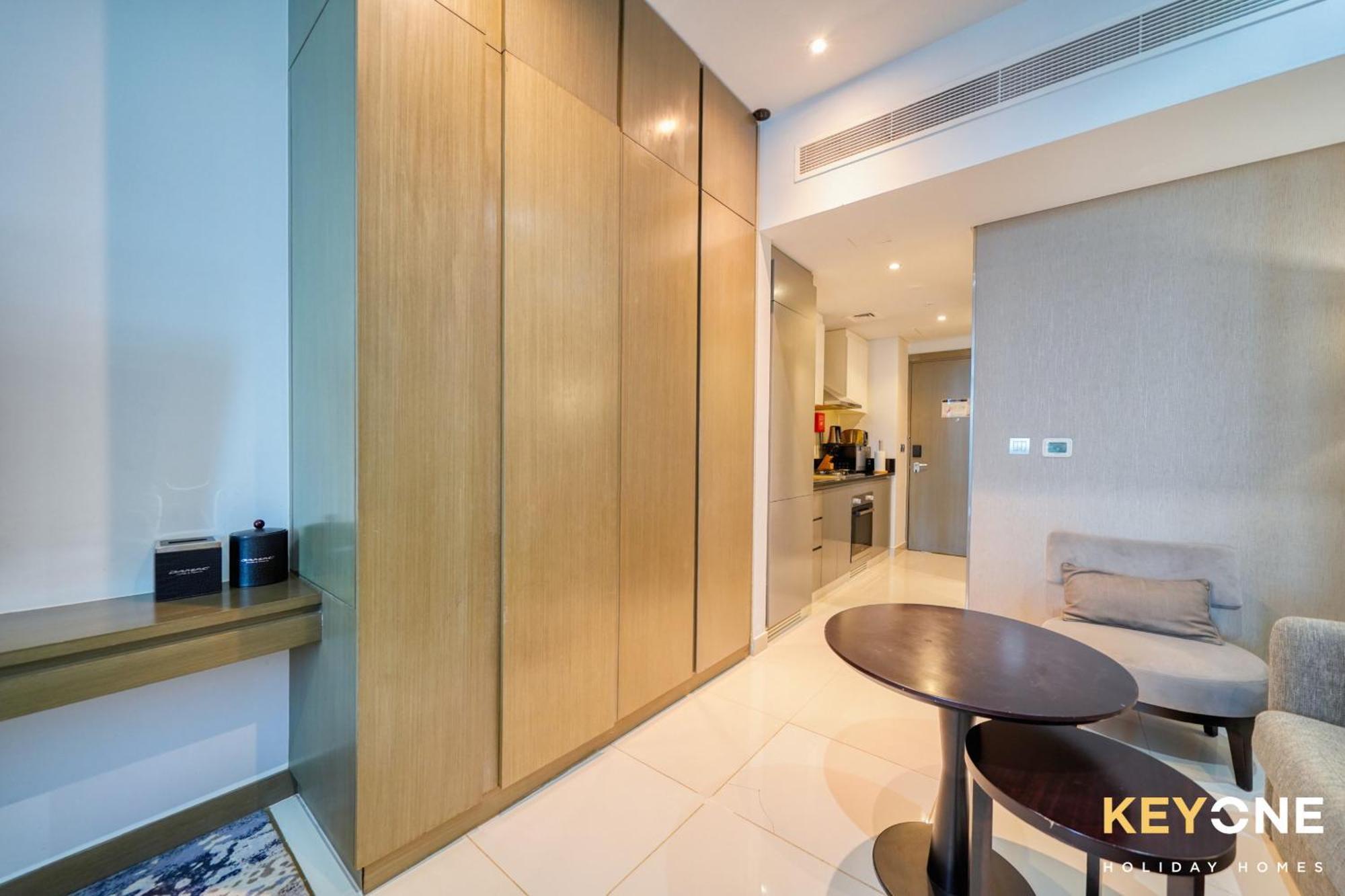 Sleek Studio In Prive With Stunning Canal View Dubai Ngoại thất bức ảnh