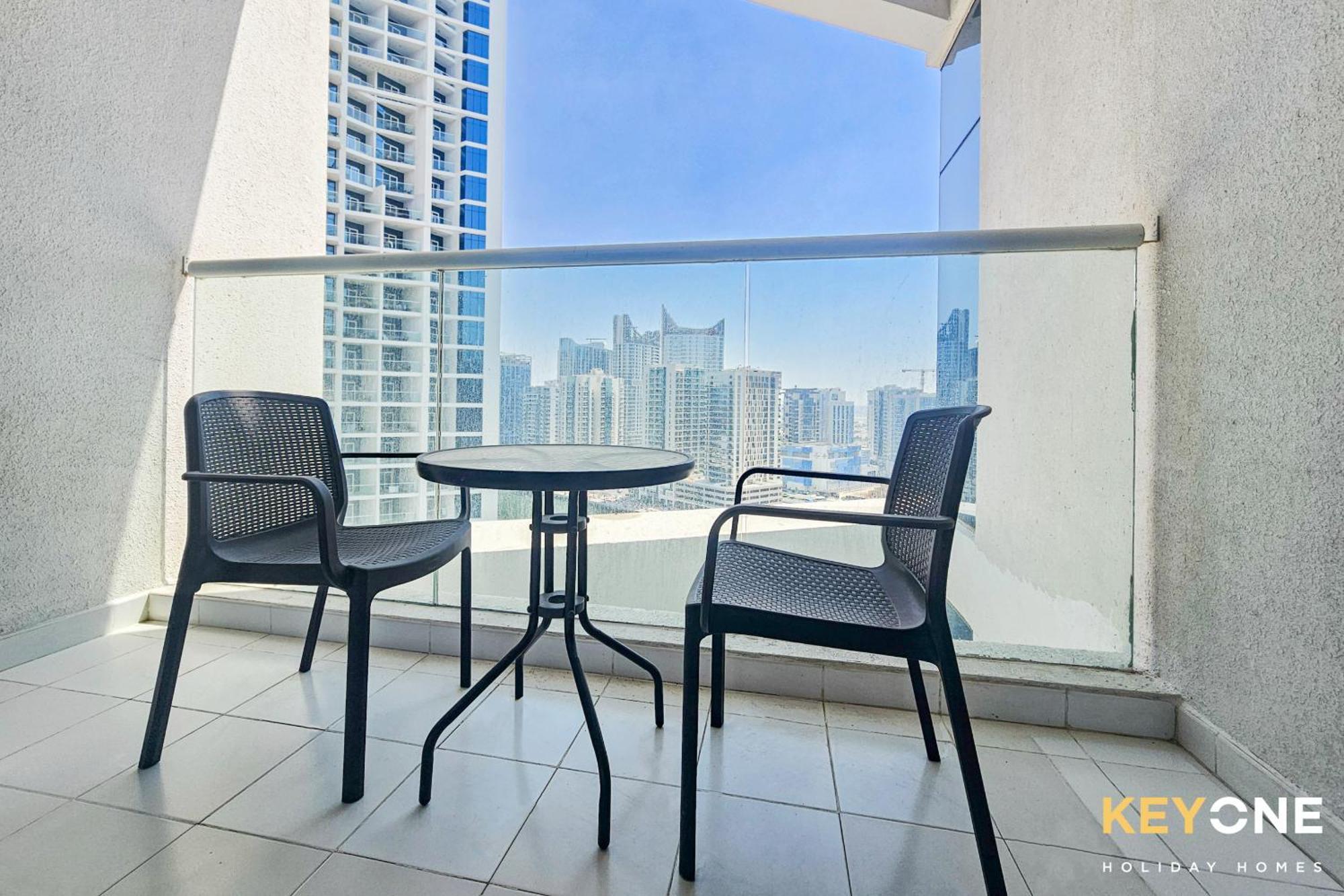 Sleek Studio In Prive With Stunning Canal View Dubai Ngoại thất bức ảnh