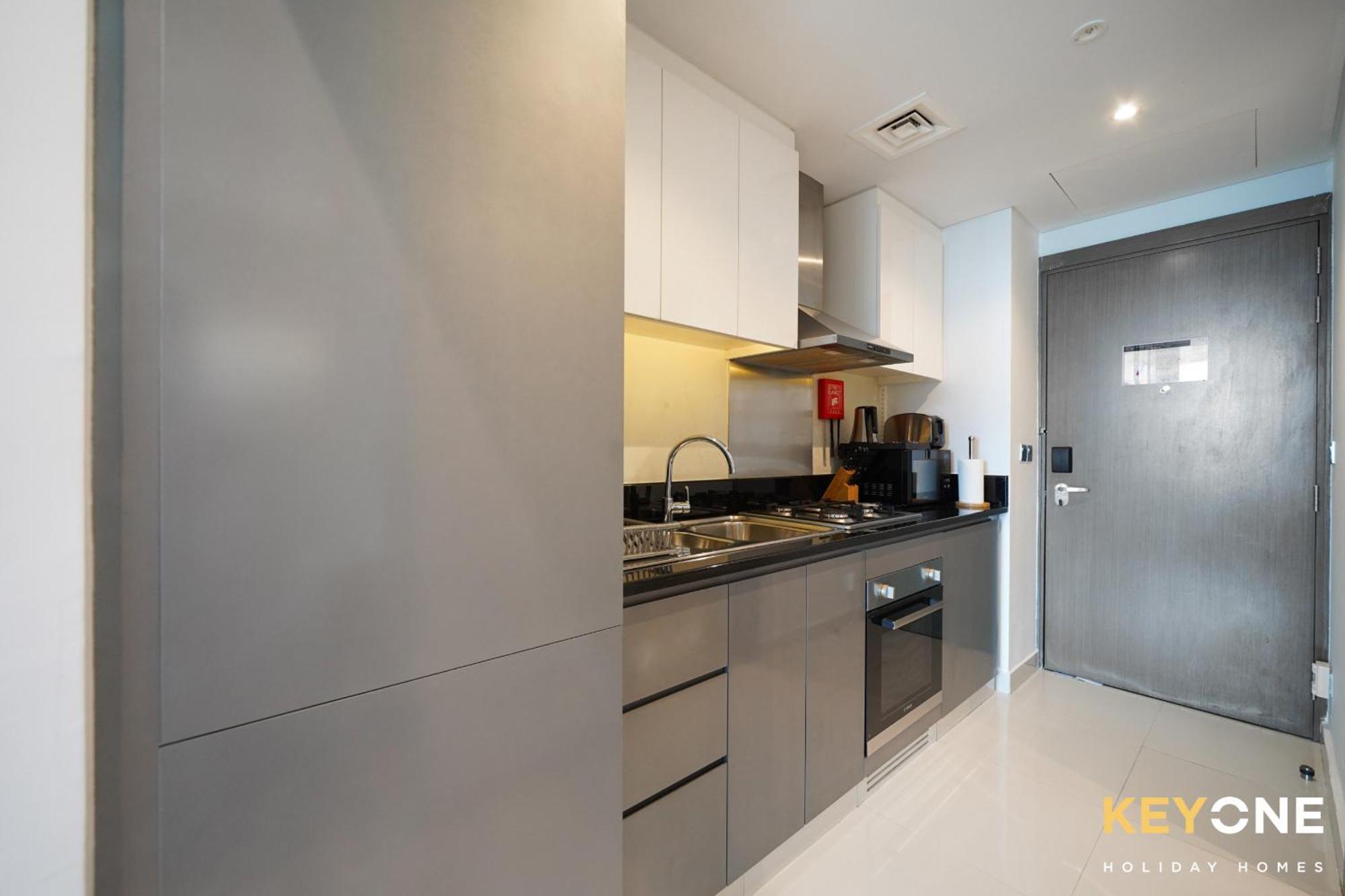 Sleek Studio In Prive With Stunning Canal View Dubai Ngoại thất bức ảnh