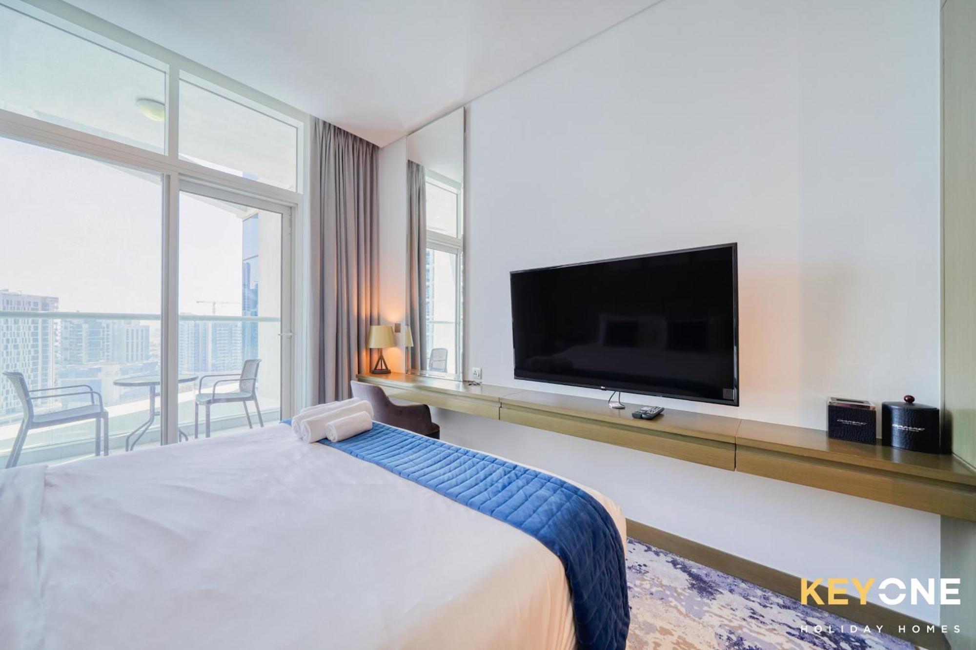 Sleek Studio In Prive With Stunning Canal View Dubai Ngoại thất bức ảnh